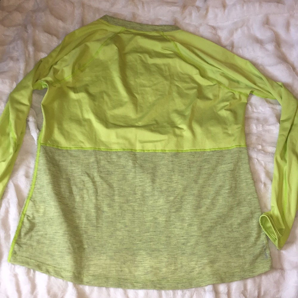 The North Face Long Sleeve - Picture 3 of 4